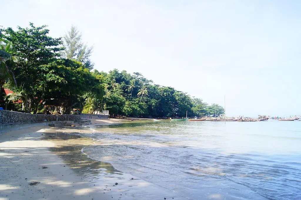 Lanta Sky House Otel Ko Lanta Konukevi