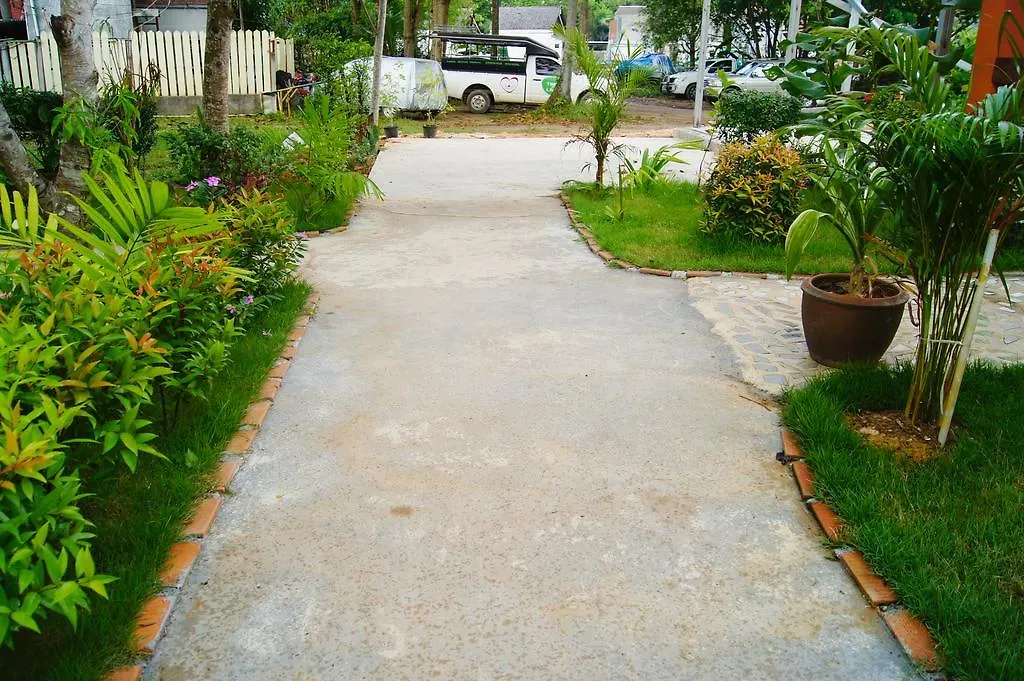 Konukevi Lanta Sky House Otel Ko Lanta