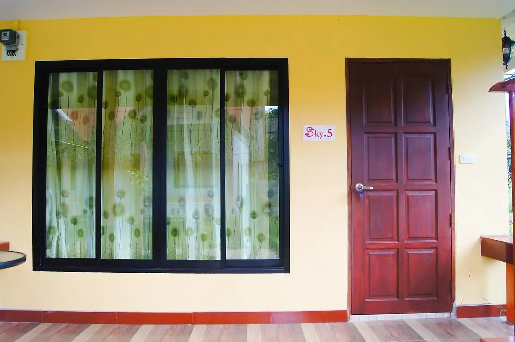 Lanta Sky House Otel Ko Lanta 0*,  Tayland